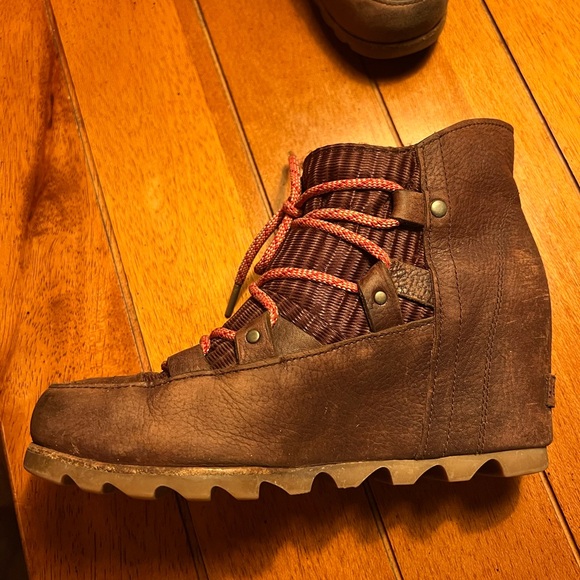 Sorel Wedges - Picture 3 of 7